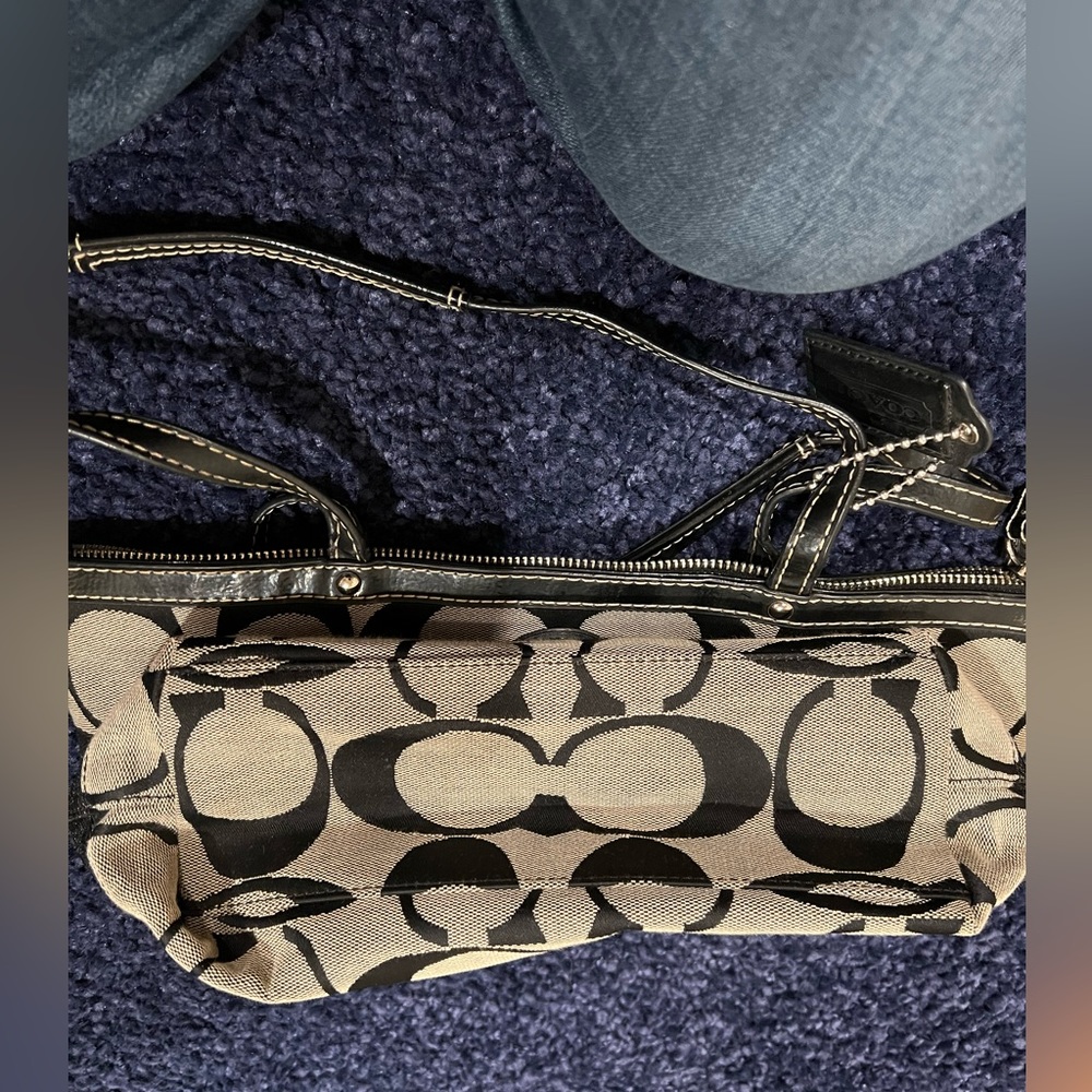 Coach gray and black cloth purse. Great condition. - Picture 6 of 8